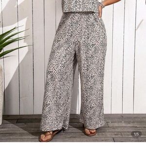 Stylish Black and White Polka Dot Jumpsuit